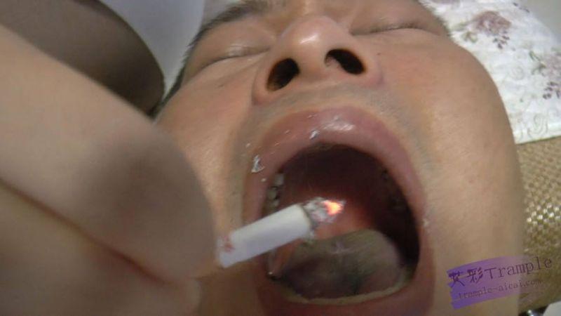 贱狗欢迎黑丝女神柳柳回家