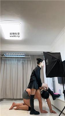 【领主】车模长靴重度踢踹虐打 bf50167