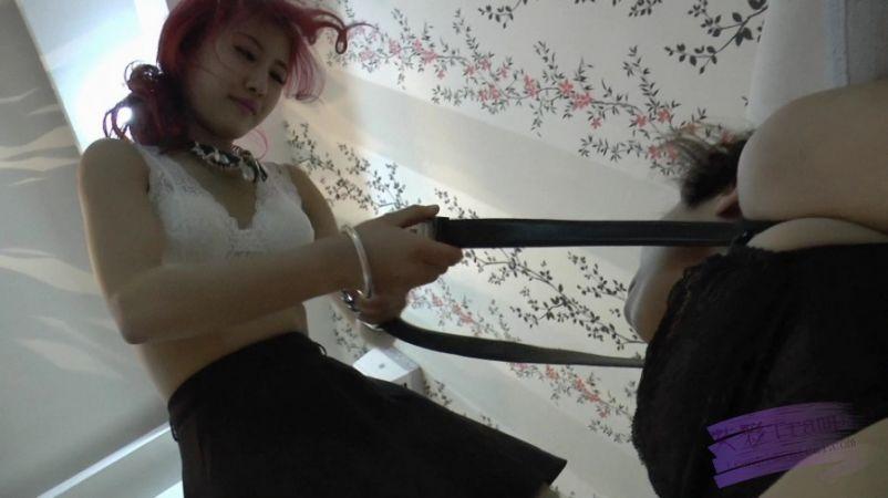 黑冰女神 极度侮辱残虐母狗（强烈推荐）