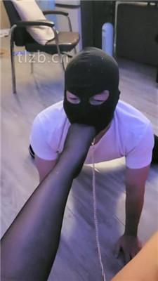 【七色堇】黑丝高跟恋足舔