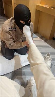 【沐沐】舔小白鞋棉袜-赏赐圣水 JS250331-7