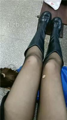 【爱可呀】母畜-遛狗爬行/舔毛拖鞋/舔素人长靴/闻棉袜