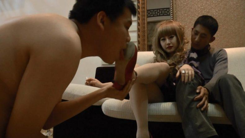 黑冰S 腹黑女和新男友极度羞辱前男友