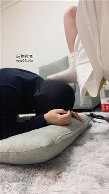 【小凤梨】白袜脚下羞辱奴才 JS250223-8