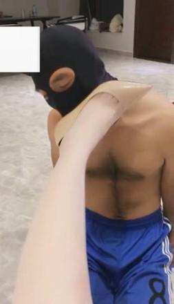 ViVi,调教小处男