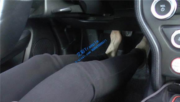 【冰时代】黑冰裸足踩油门