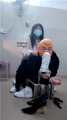 【奇了怪了】胯下鞭打狗爬/小白鞋白袜辱 JS250122-8