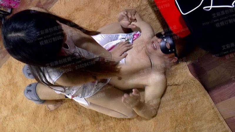 丝儿主肉丝旗袍暴虐家奴