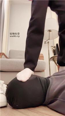 【siu姐姐】运动鞋脏臭棉袜碾压踩 bf50642