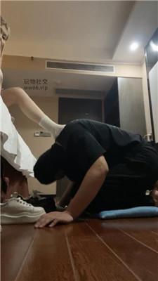 【白兔】双S-小白鞋白袜辱小奶狗 JS250116-27