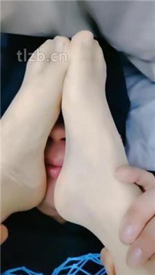 【夜巴黎】肉丝脚捂脸踩踏/圣水淋浴