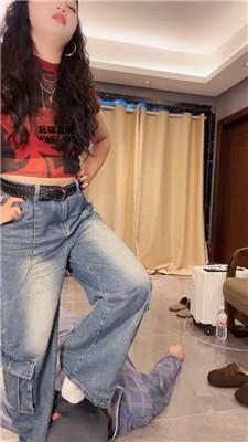 【素人抽水机】腿绞-牛仔裤坐脸/白袜踩虐 bf52560