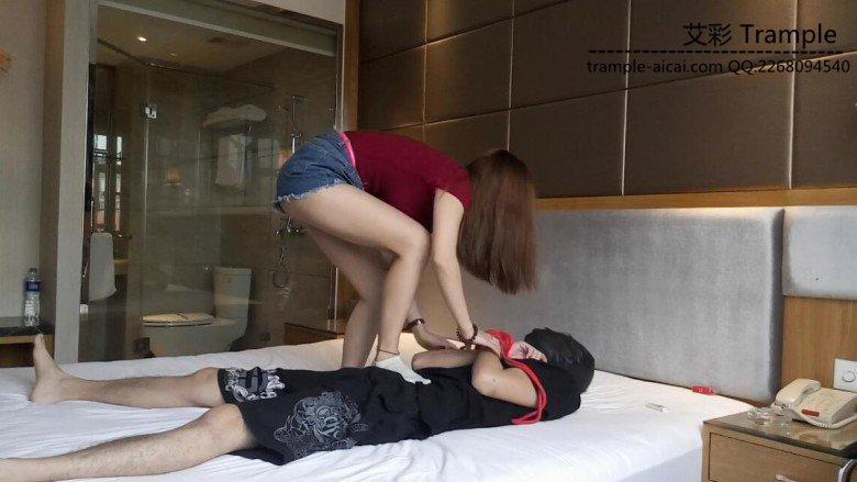 宝宝重踩爆踢，痩M再起不能