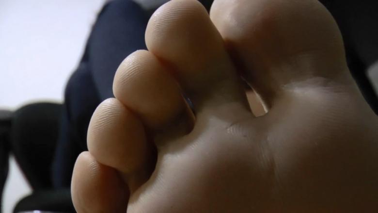 黑冰女王 第一人称裸足浓痰粗口羞辱