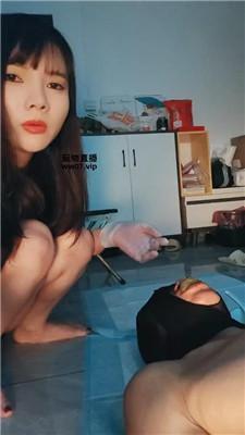 【凤主大人】坐脸窒息-赏赐圣水 JS250402-17