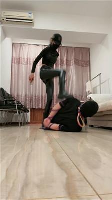 【美娜格格】手捂腿绞窒息-长靴诱惑虐 bf52478