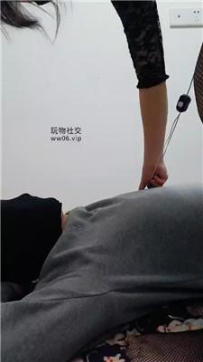 【思纯】高跟网袜美腿踩虐 JS250114-22