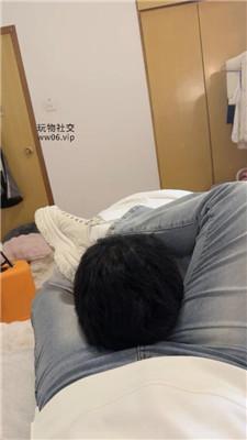 【佳佳】运动鞋全体重跳踩 bf51045