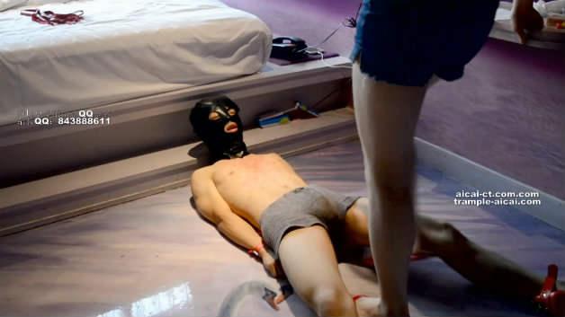 『奴隶岛』—家奴调教