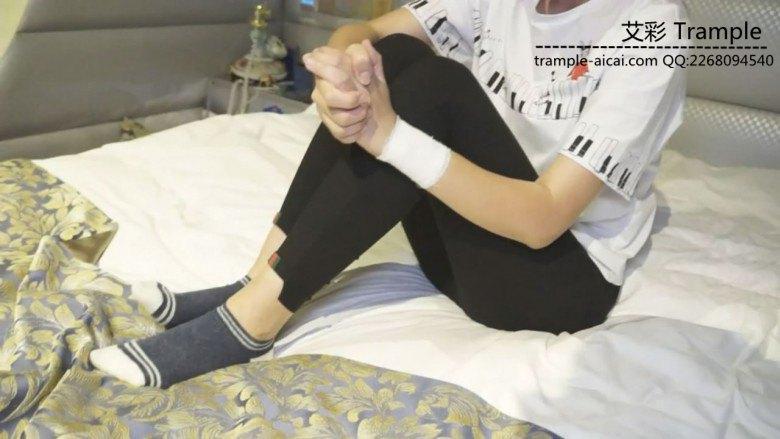 某大型商场前台销售文员的第一次踩踏