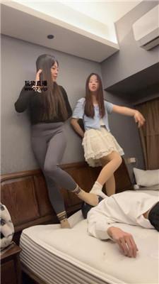 【猴歌】双S-棉袜脚踩踏-腿绞坐脸 bf51480