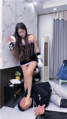 【麋鹿银儿】拳击女教练-暴打虐废家奴