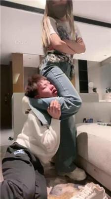 【梦樱】口球塞嘴/骑马/小白鞋踢踹/鞭打腿绞