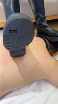 【椰椰卷】双S-坐脸窒息/长靴踩【完整版】 JS250314-4