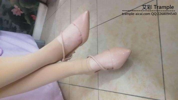 美容院美女的第一次玩耍