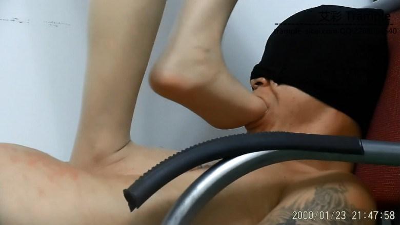 白色高跟踏血无痕