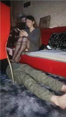 【诺主】高跟黑丝全体重踩踏 bf49261