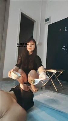 【凤主大人】坐脸窒息-赏赐圣水 JS250402-17