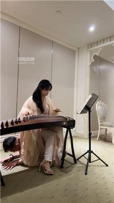 【琴月】古筝少女的脚下奴 JS250523-4