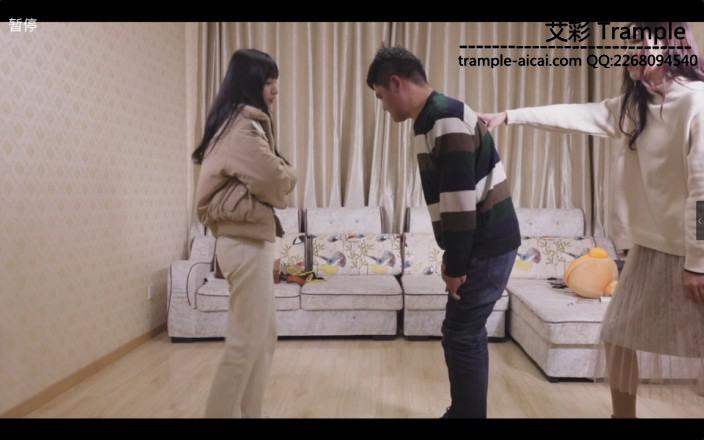 南一初九暴力踢踹