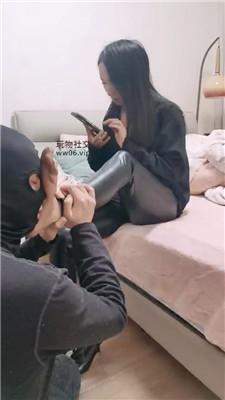 【啊雅】裸足碾压踩/皮裤坐脸窒息 bf49035