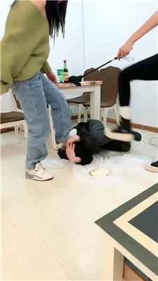 【乔伊】双S-运动鞋暴力踢踹虐打/脚下喂食【三视角版】 bf49221