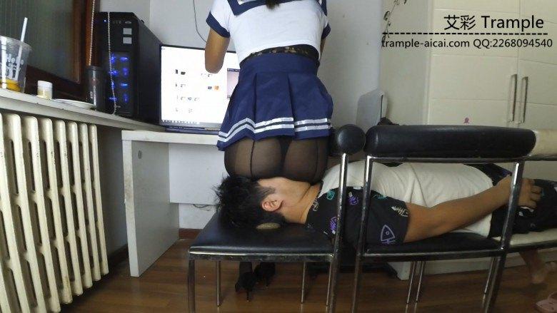 90后妹子黑丝坐脸