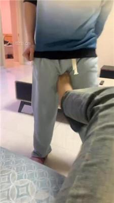 【灰灰酱】素人裸足提档