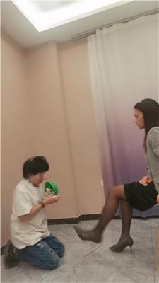 【夸梨】母畜-姐妹花脚下喂食【双视角版】 JS250331-21