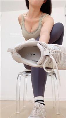 【伊柔】瑜伽裤坐脸运动鞋脏棉袜碾压    250523-23