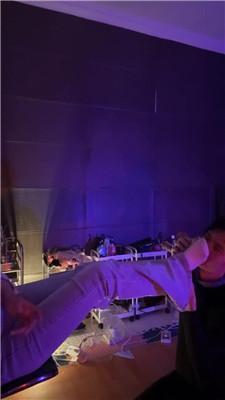 【琴月】下跪白袜脚气味辱 JS250331-39