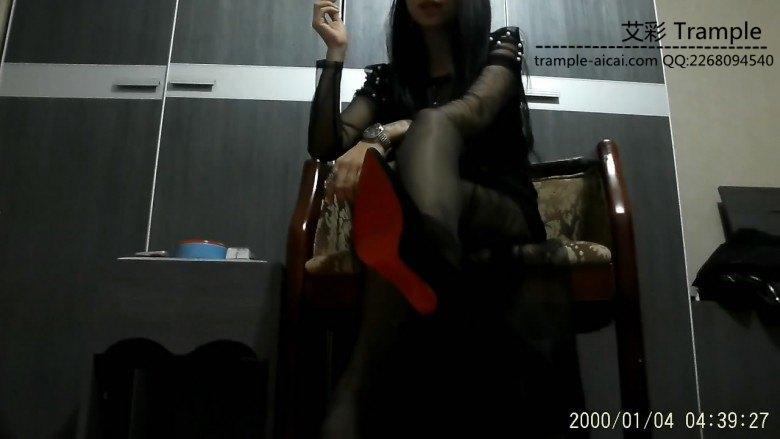 第一视角强烈粗口羞辱全家