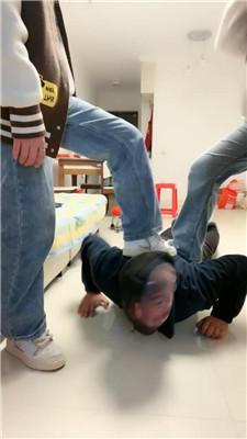 【锅盖导演】双S-学生小妹暴揍班主任【上】 bf51852