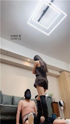 【领主】白袜脚捂脸/长靴踢裆/藤条抽 bf50616