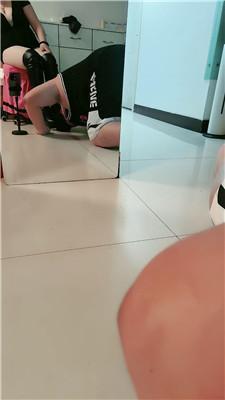 【安心】恶毒继母镜前玩儿子 JS250104-26