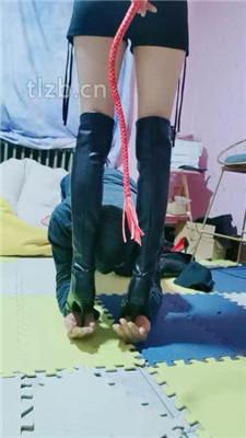 【软糖】骑马爬行/高跟长靴全体重踩踏【完整版】