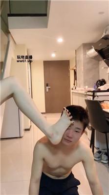 【千千】暴力踢踹虐打 bf51376