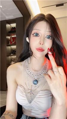 【龙妈】开门我是妈咪    250214-12