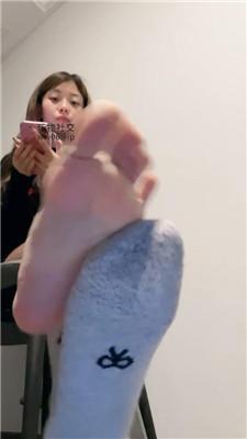 【小77】贱狗进来憋鲸    250208-29