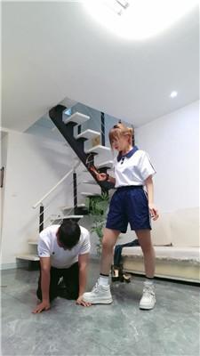 【淡颜】学生主-数据线鞭打/连环耳光 JS250223-23